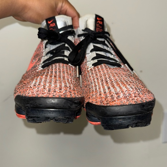 vapormax hyper crimson